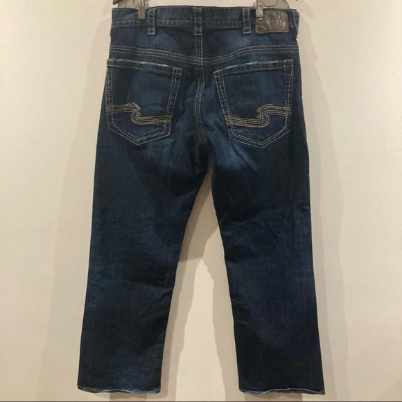 SILVER Jeans Gordie Sz 36 x 32 Distressed Hem Dark Wash - Picture 4 of 8